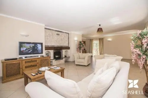 Villa Florencio by Algarve Holidays