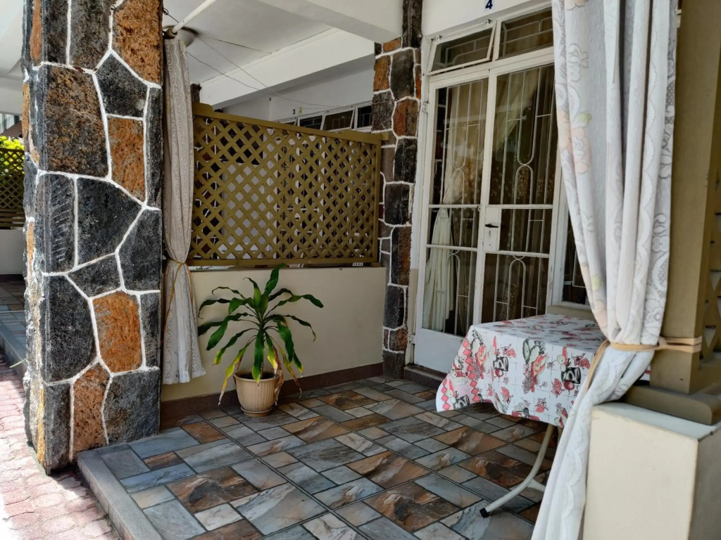 Pereybere Beach Apartments