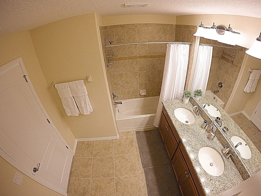 4 BR 3 BA Townhouse by Nord NH-18001