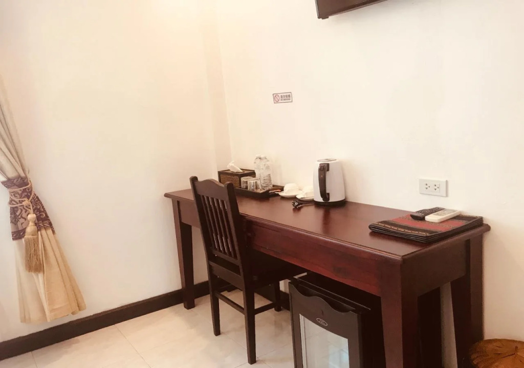 Khung City Hotel
