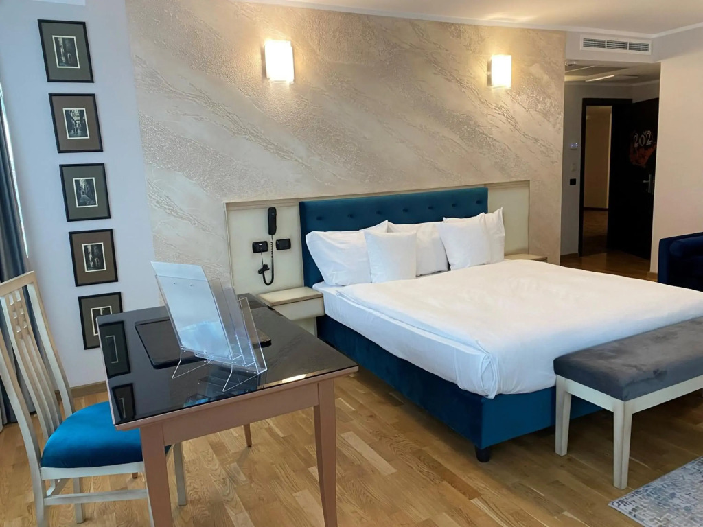 Hotel Paradis