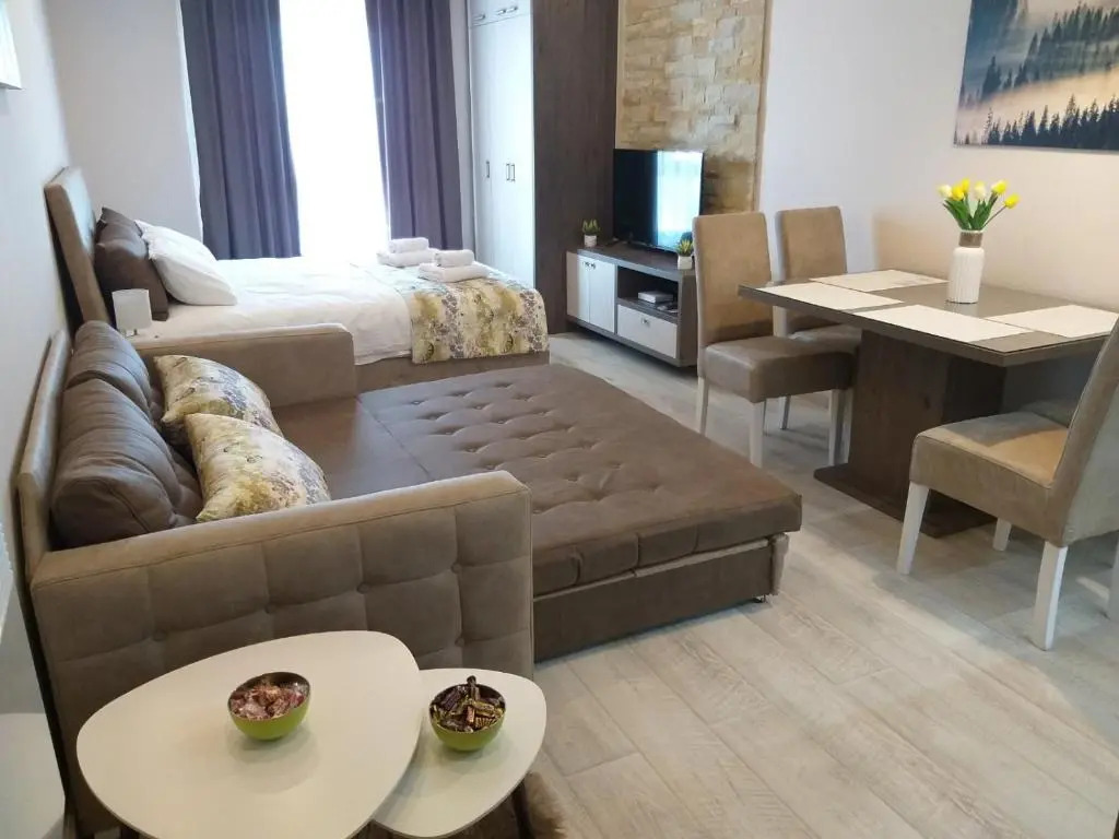 Milmari resort Sara P61