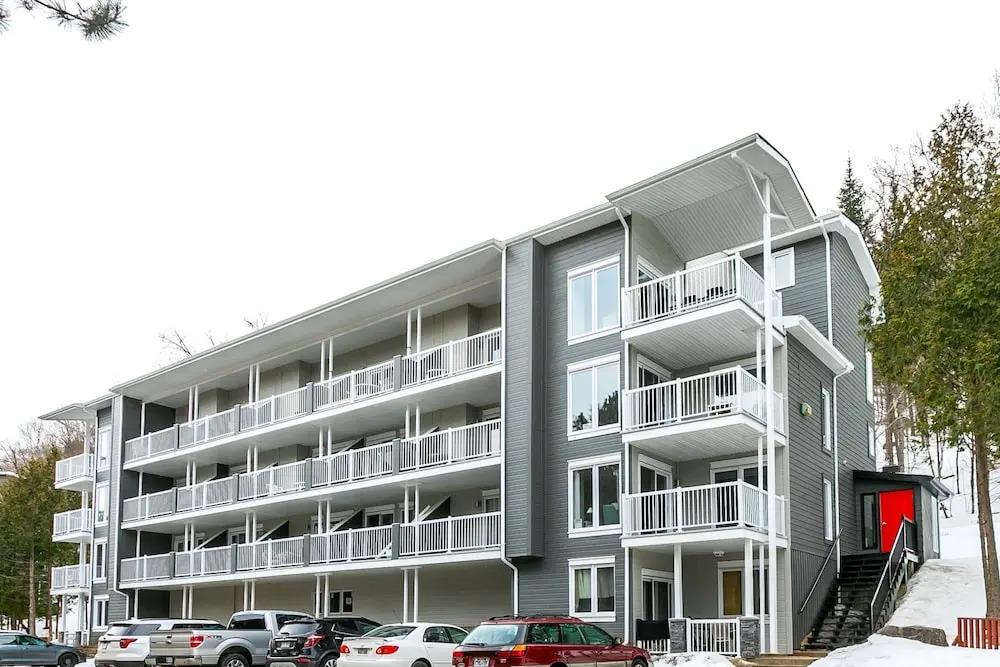 Le Pur - Condos Mont-Tremblant