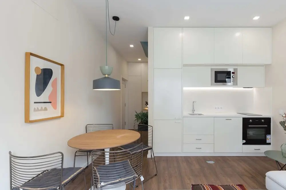 Modern 2BR Flat in Central Porto