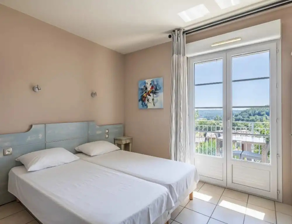 2-person Studio in Callian