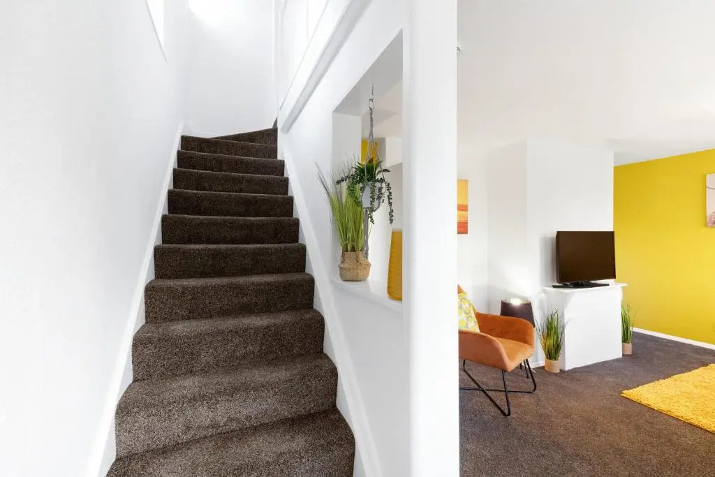 Brambles House West Drayton 3 Bedroom