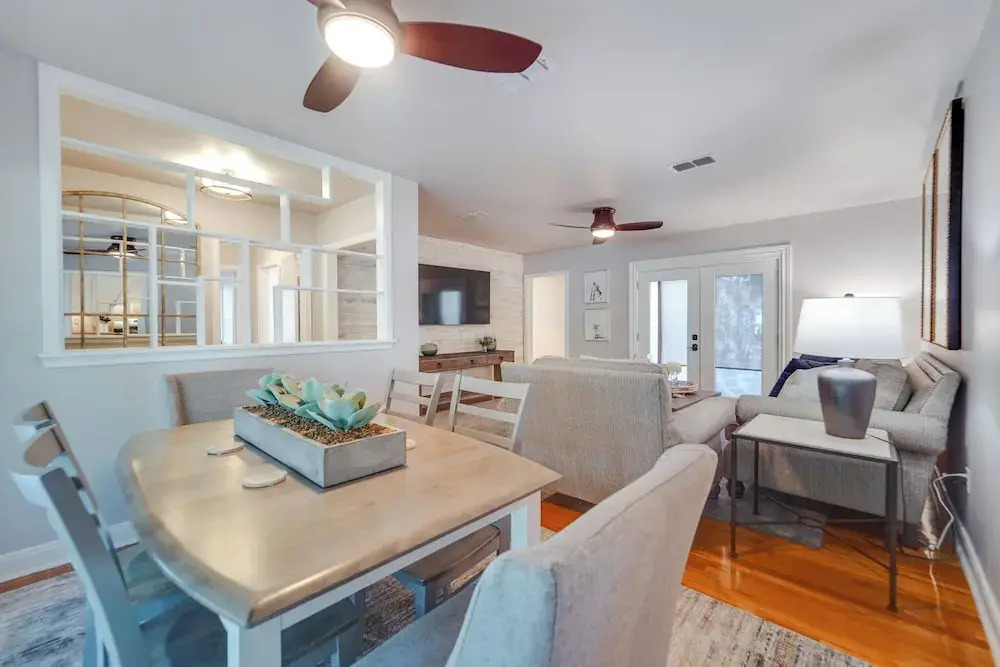 Lovely Lubbock Home w/ Furnished Deck & Grill