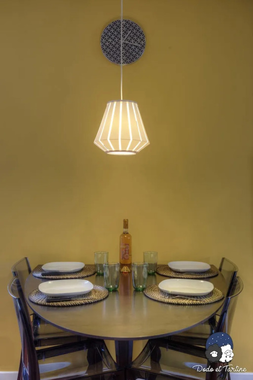 Charming One Bedroom 2km from the sea