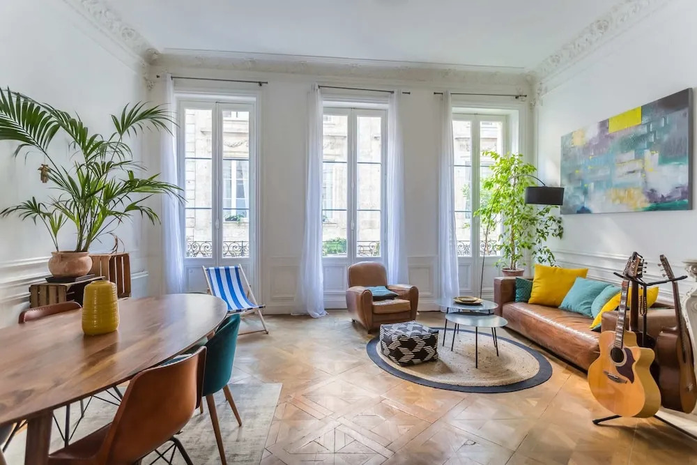 Beautiful 2BR Apartment in Chartrons, Bordeaux
