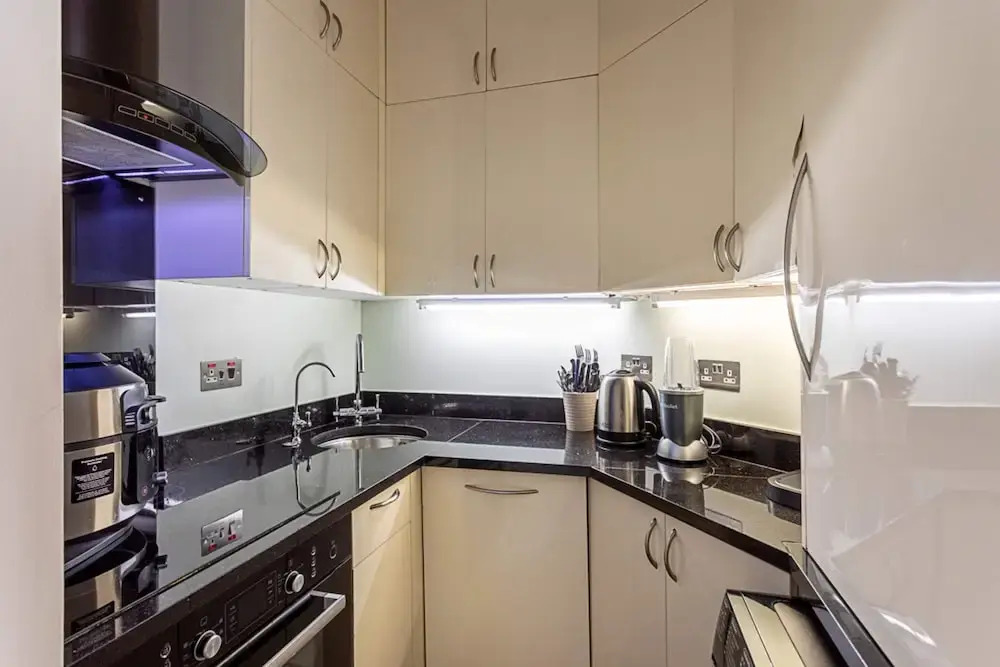 High Ceilings Cosy Flat in the Heart of Westbourne Grove