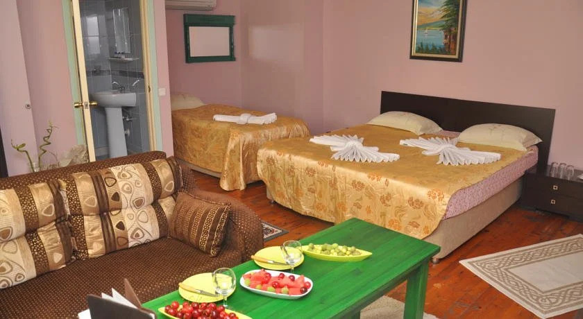 Kirkpinar Yesil Hotel