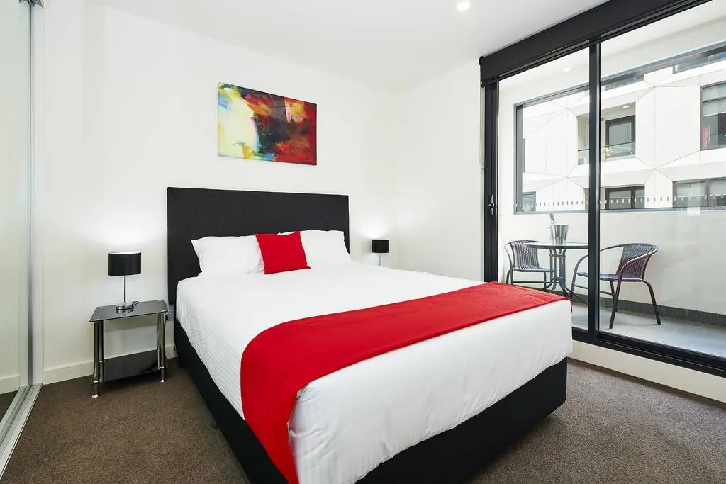 Melbourne Knox Central Apartment Hotel Official