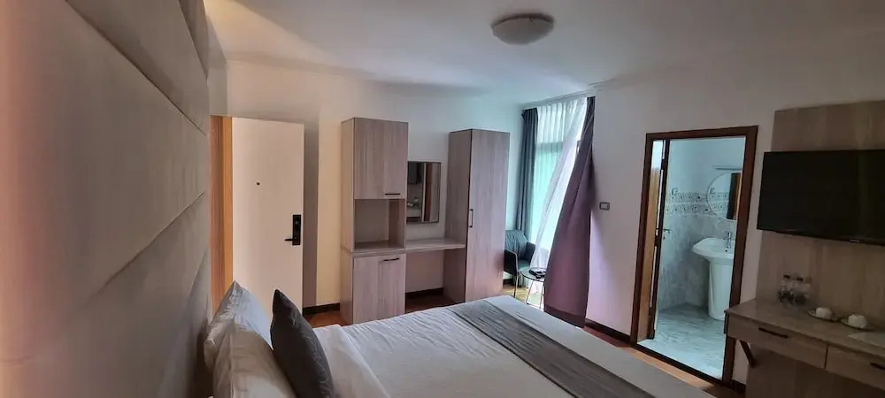 Hammer Luxury Guesthouse