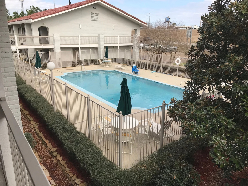 Sulphur Extended Stay