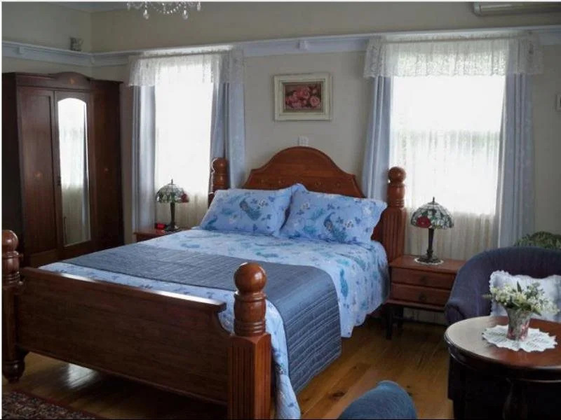 Johnstones on Oxley Bed & Breakfast