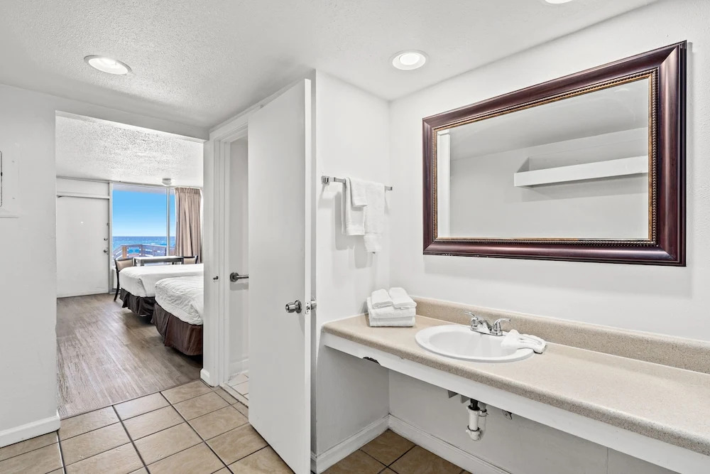 The Reef At Seahaven Beach Resorts