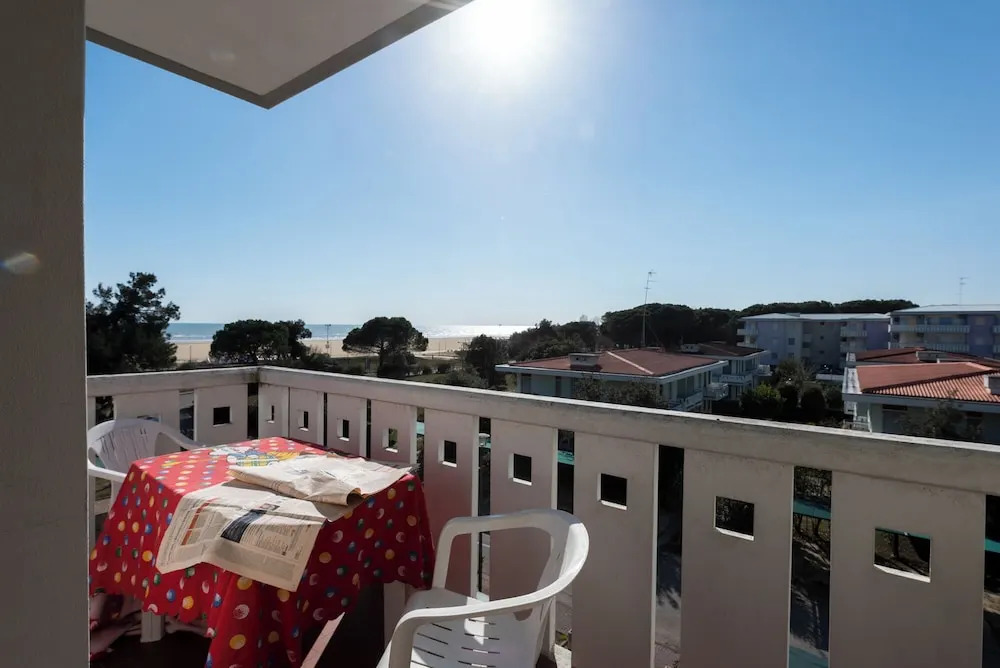 Comfy sea View Apartment in Bibione