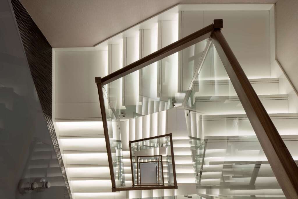 Radisson Blu Hotel, Dubai Waterfront