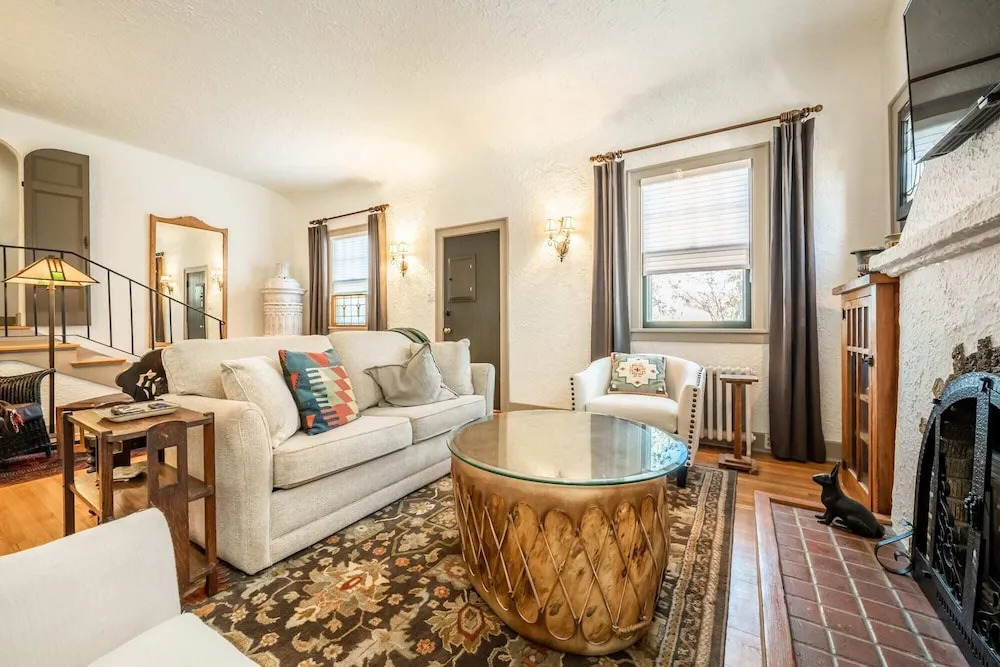 5BD Houseblocks From Broadmoor Fireplacecheyenne Canon & Gorgeous Views!