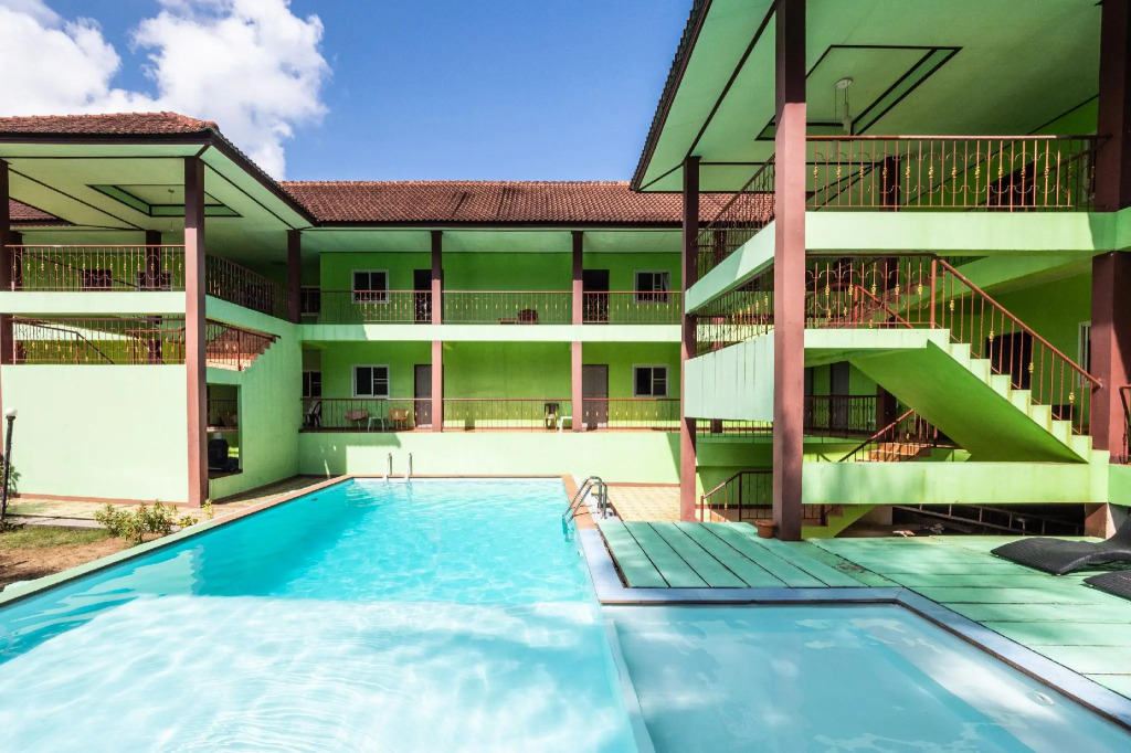 OYO 1139 Alysia Spring Resort