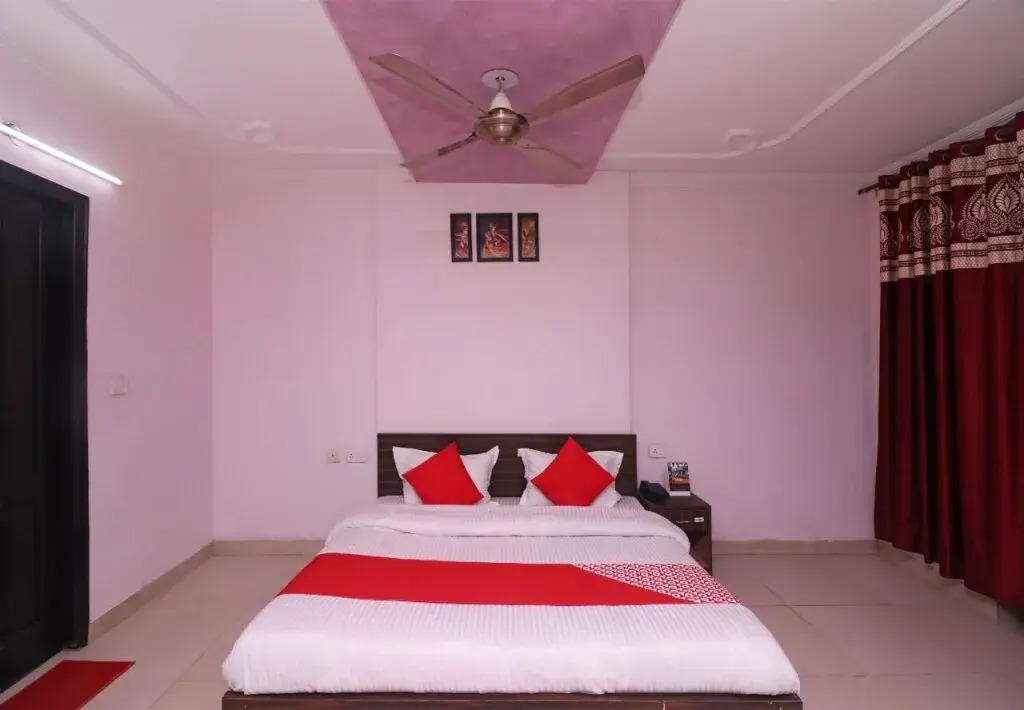 Queen Residency By OYO Rooms