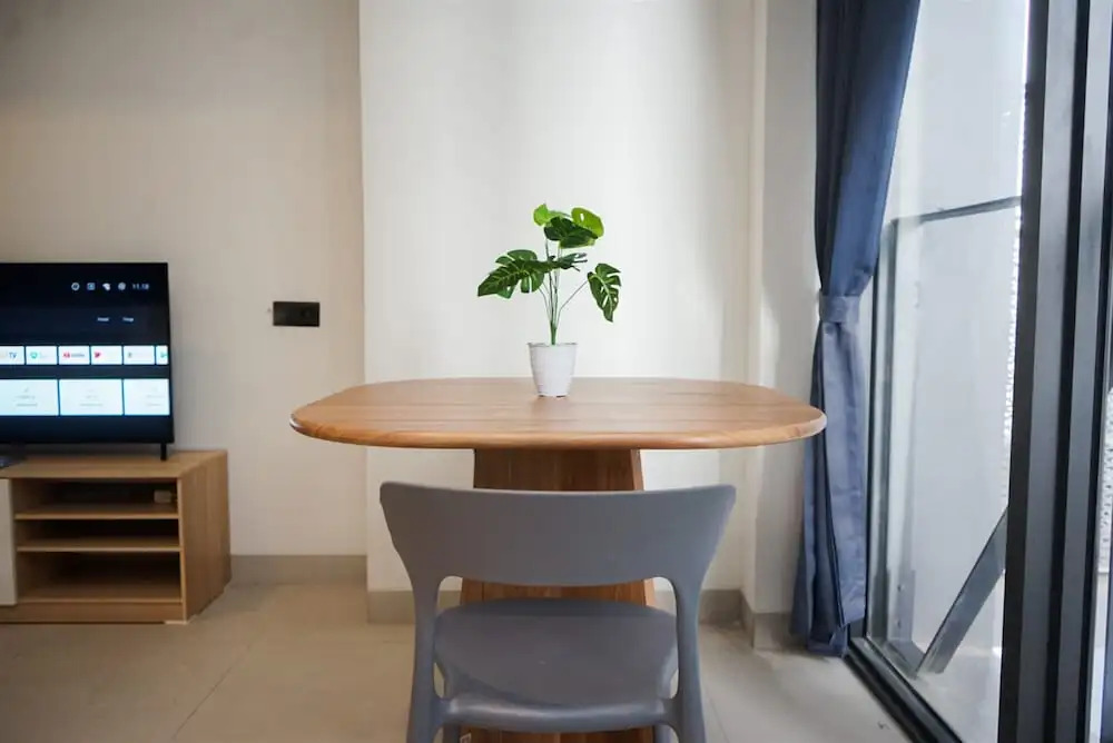 Simply Look Studio Apartment Carstensz Residence