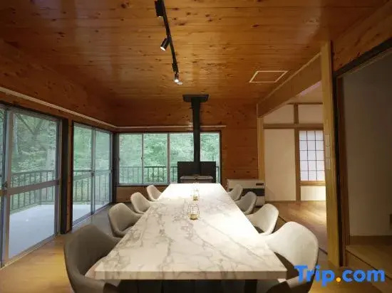 Kawa No Mori Villa Karuizawa - Ghibli-like Enchanted Riverside Moss Garden Forest Retreat