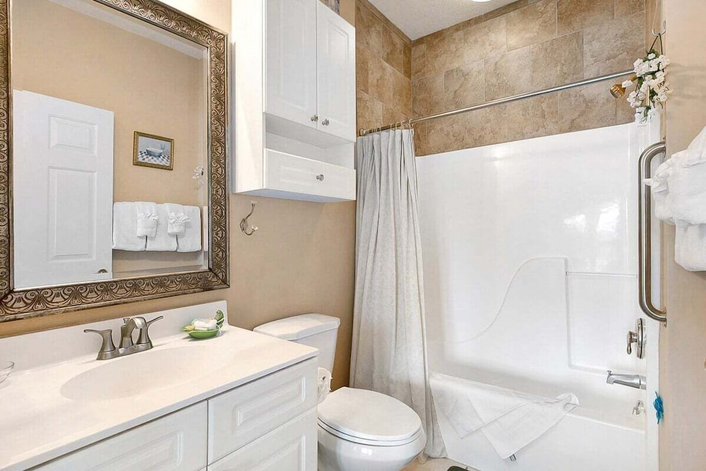 Magnolia North 4855-202