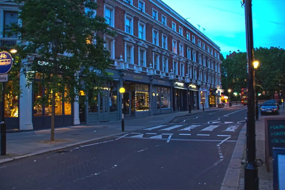 Large Studio Apartment  Central London