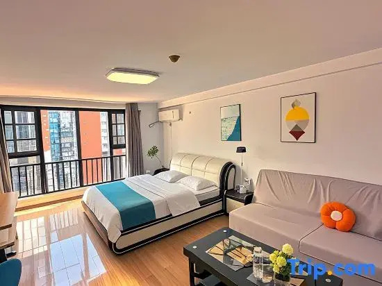British E Style Hotel (Kun Ming Yue Wan)