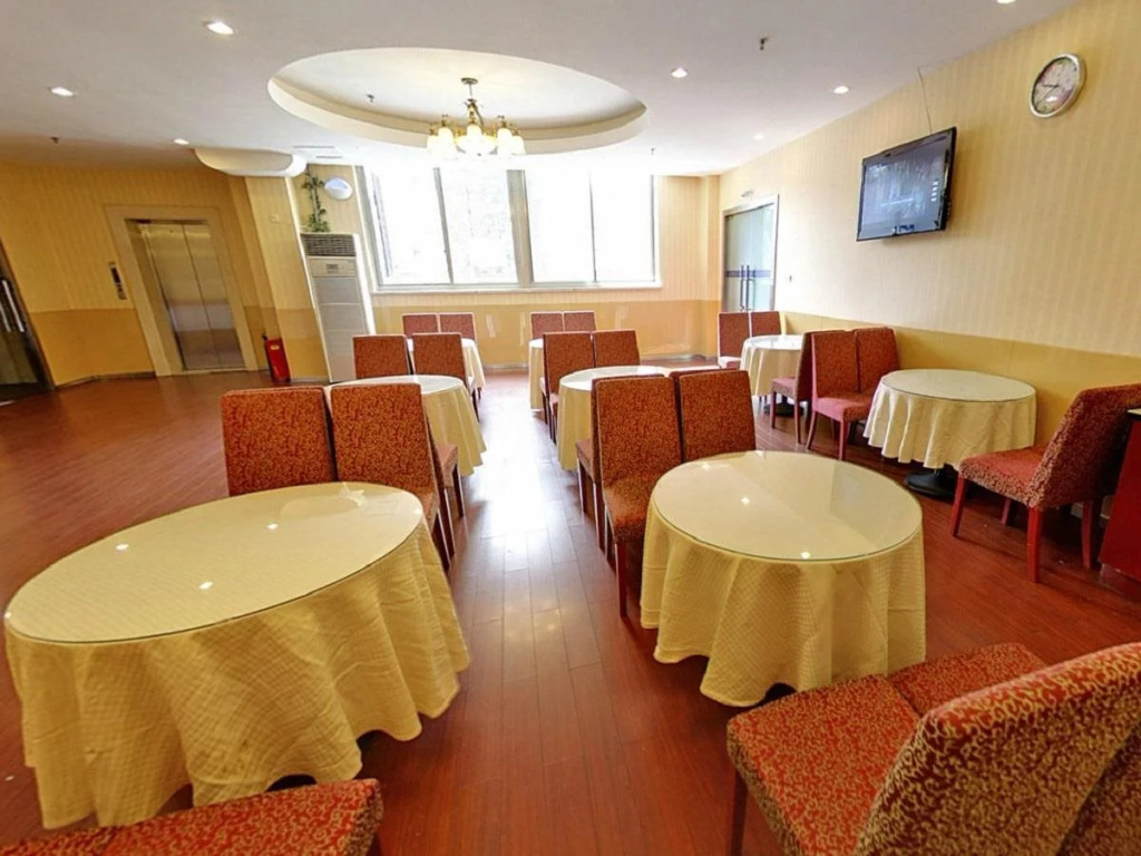 Hanting Hotel Shanghai South Railway Station