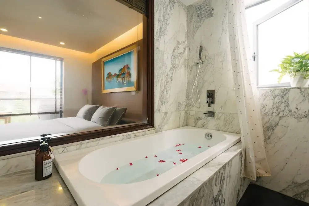 Thuy An Apartments
