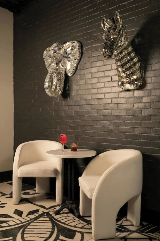 Moxy Columbia Downtown
