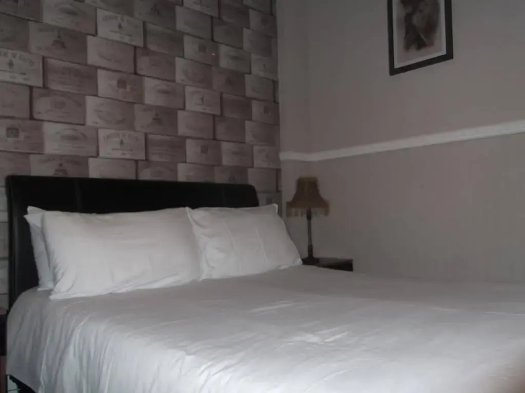 Js Mayfair Guest House