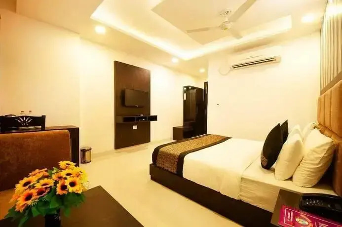 Hotel White Rock Sector 68  Sohna Road