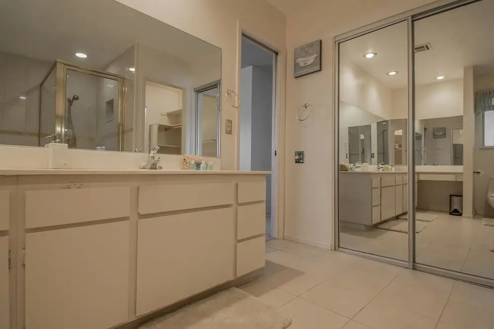 Luxurious 5BR near Las Vegas Strip
