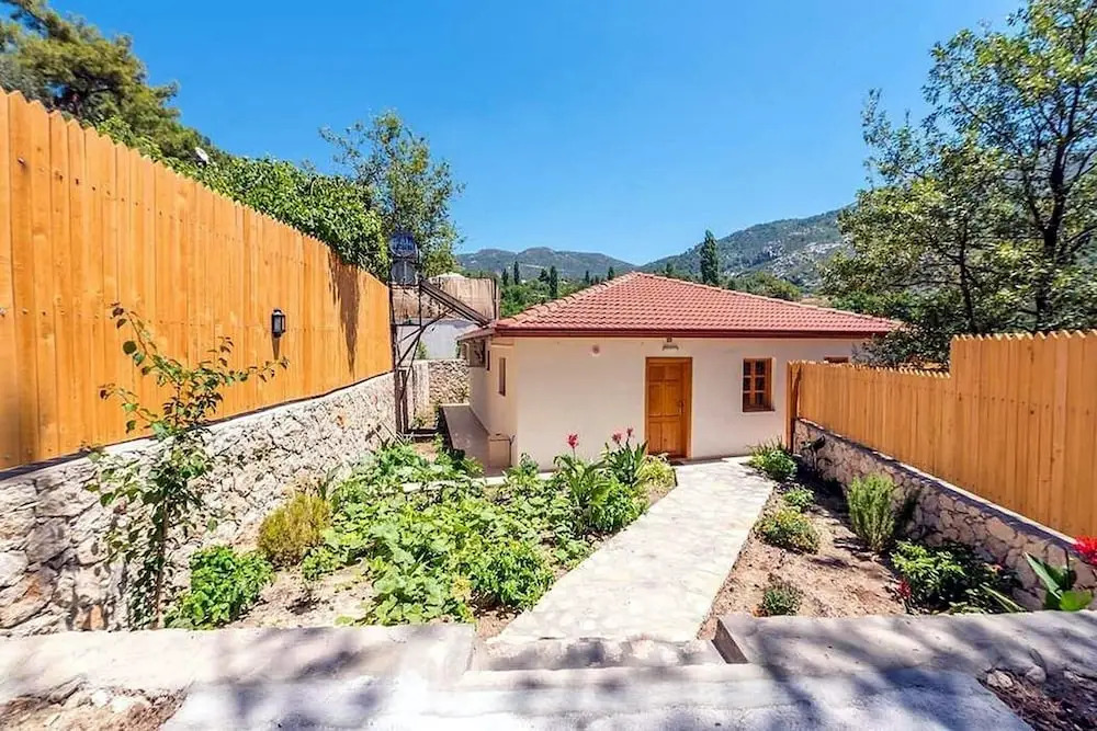 Villa Nisan
