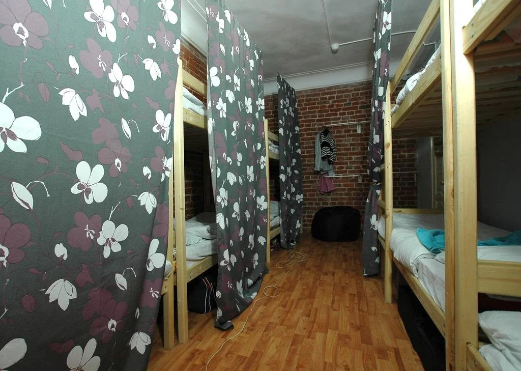 Come&Sleep Hostel