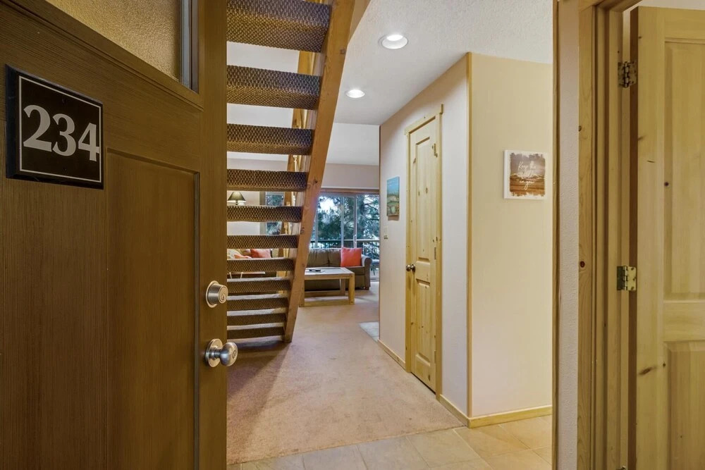 Ski House 234
