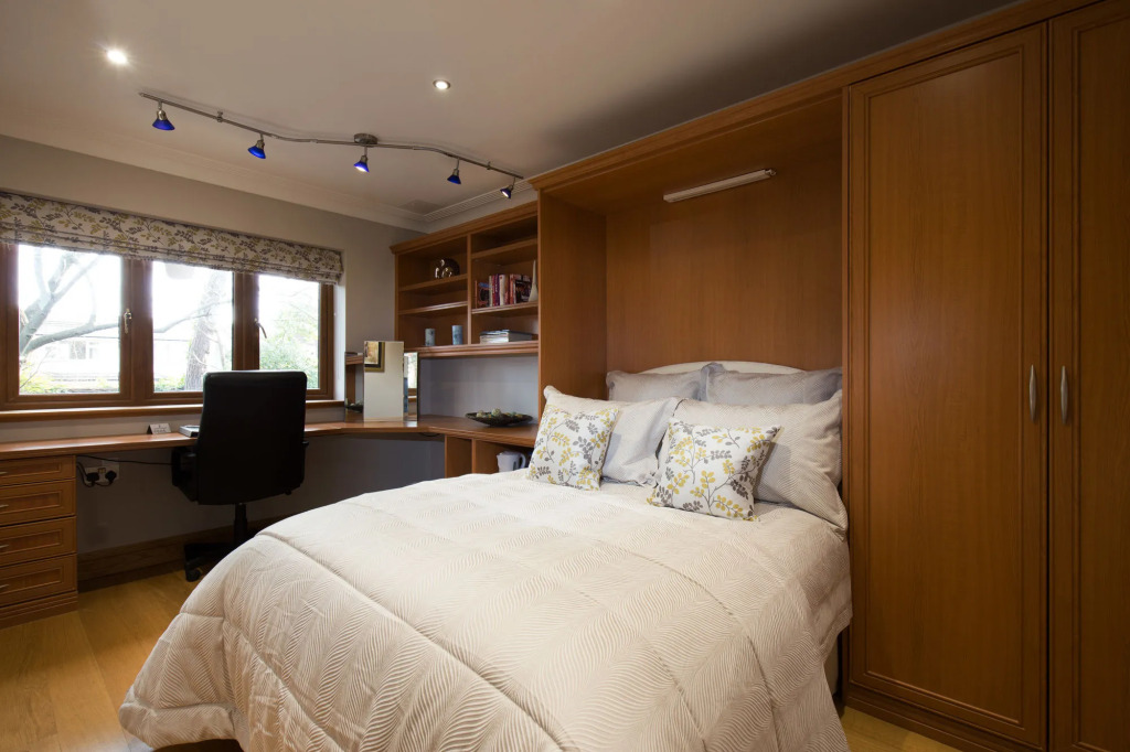 Hamble Retreat House, Studios and Lodge