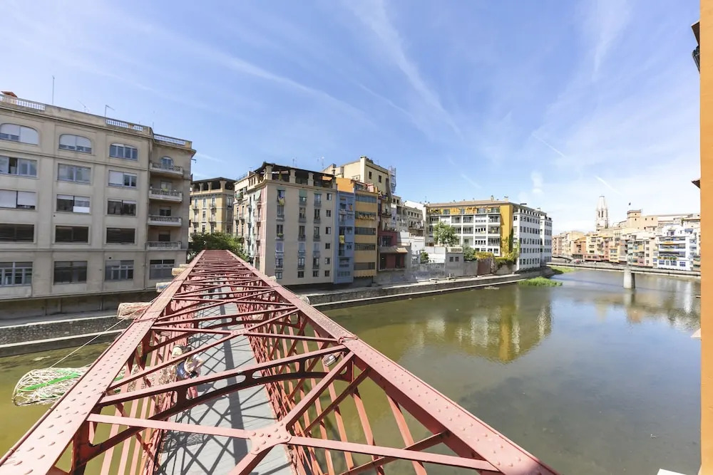 Bravissimo Rambla Eiffel Bridge 2