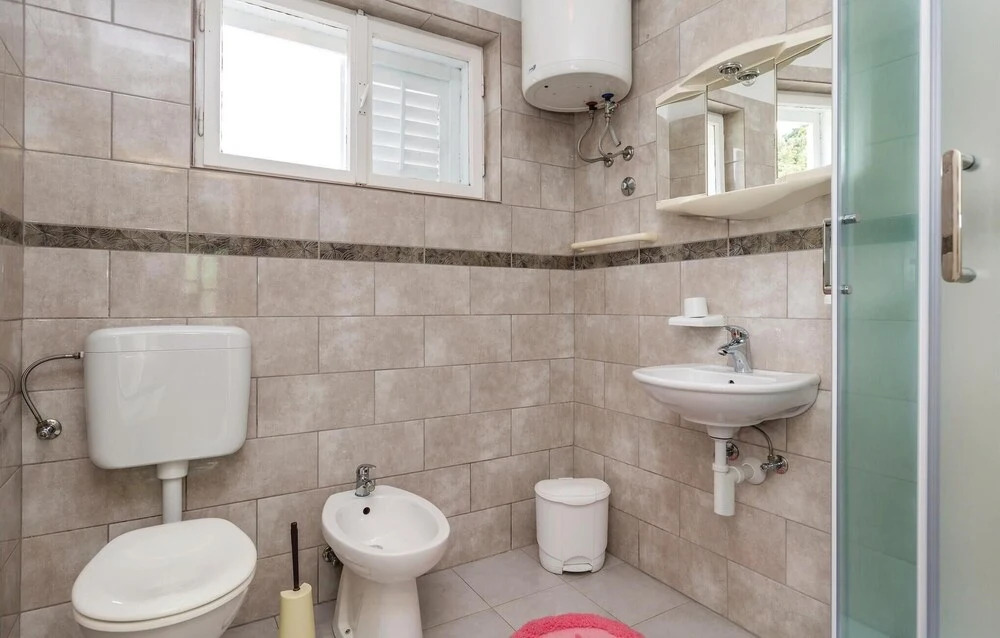 Amazing Home In Kampor With Wifi