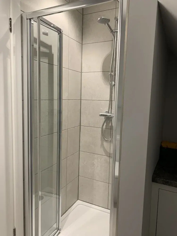 Stunning 1-Bed Apartment in Newmarket