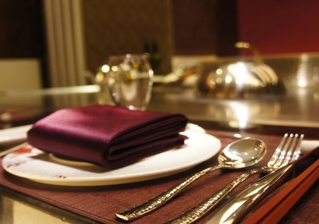 Happiness Inn Hotel