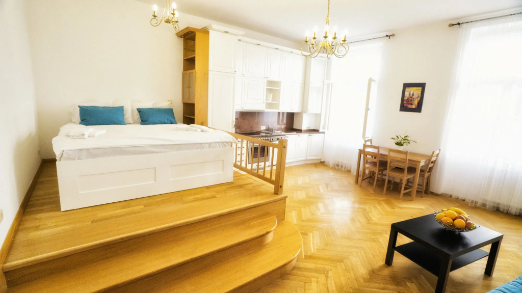 Apartment by the Old Town Square