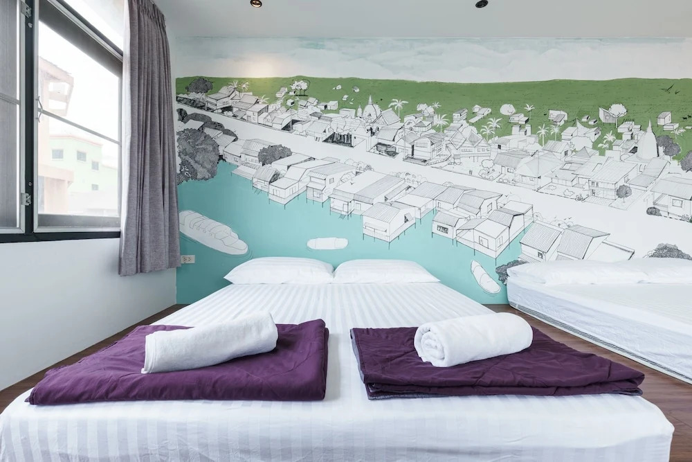 99 Hostel