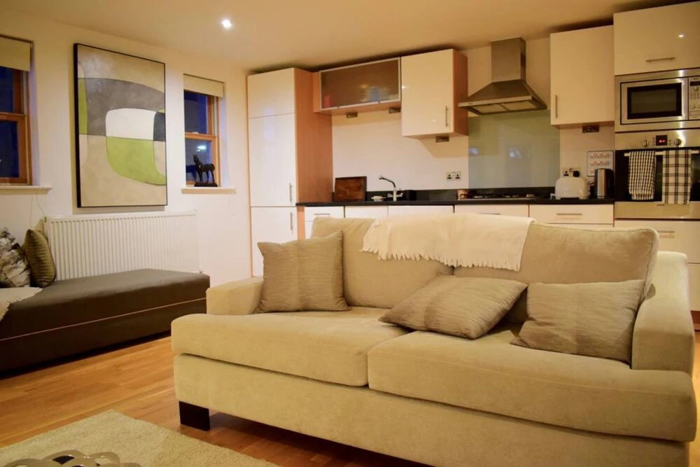 2 Bedroom Flat Sleeps 4 in Balham
