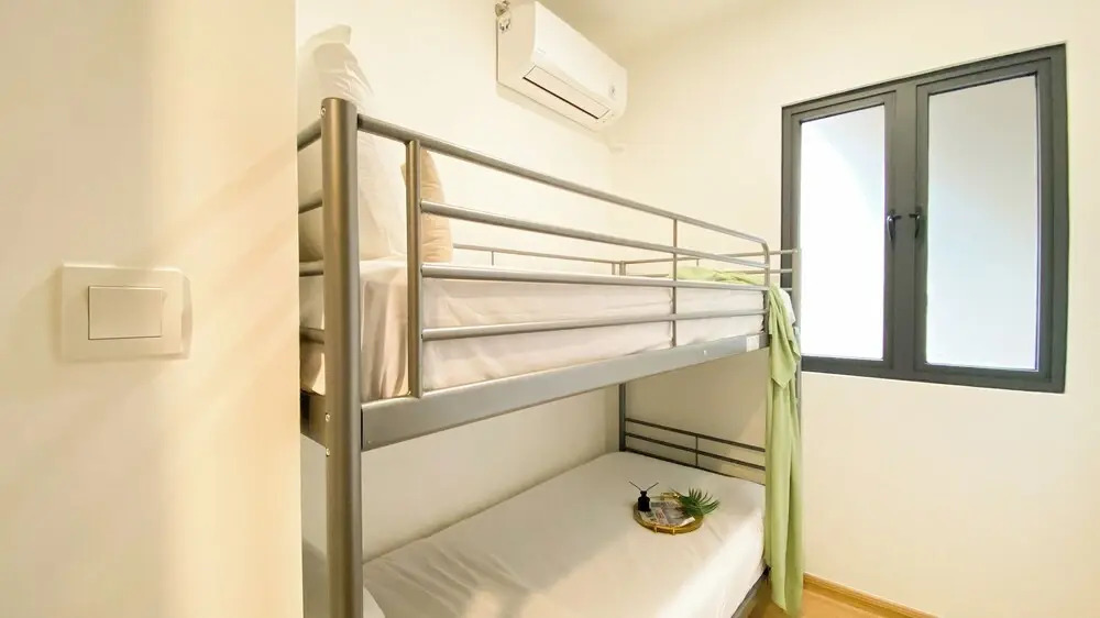 Luxury 2Br With Working Room At Sky House Bsd Apartment