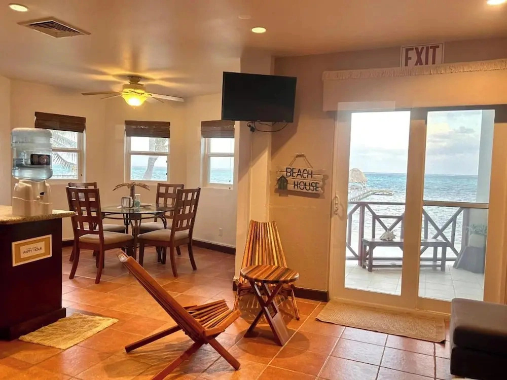 Miramar Villas