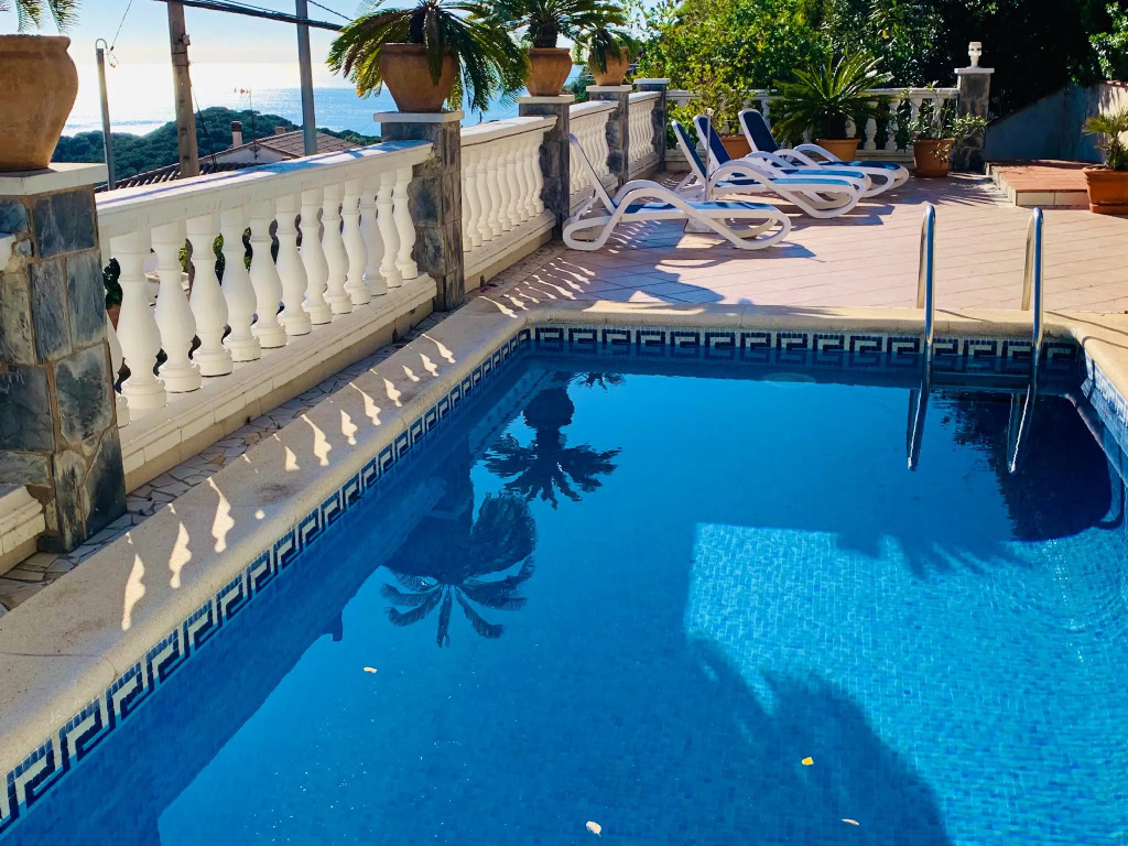 Mediterranean Villa Investingspain sea view and pool